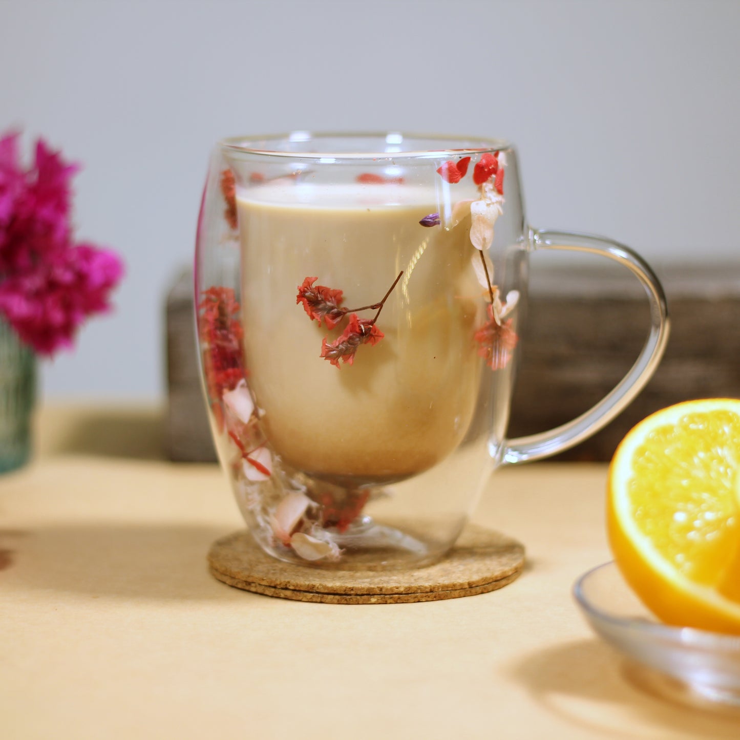 Double-Walled Glass Coffee Cup with Preserved Floating Flowers | Aesthetic Tea & Coffee Mug