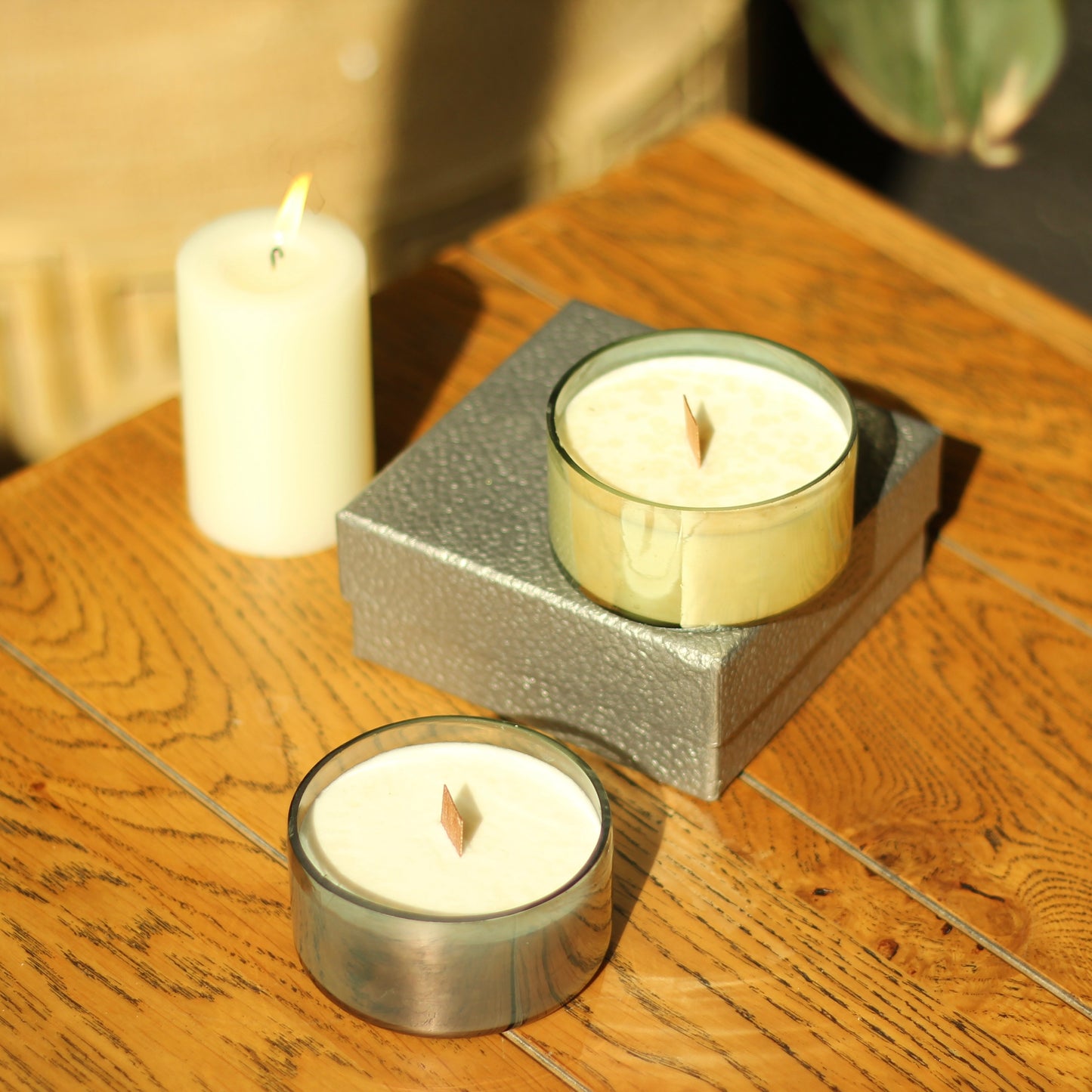 Premium Scented Soy Candle with Wooden Wick For Home Decor | 100% Soy Wax | Glaide Clip-On Design