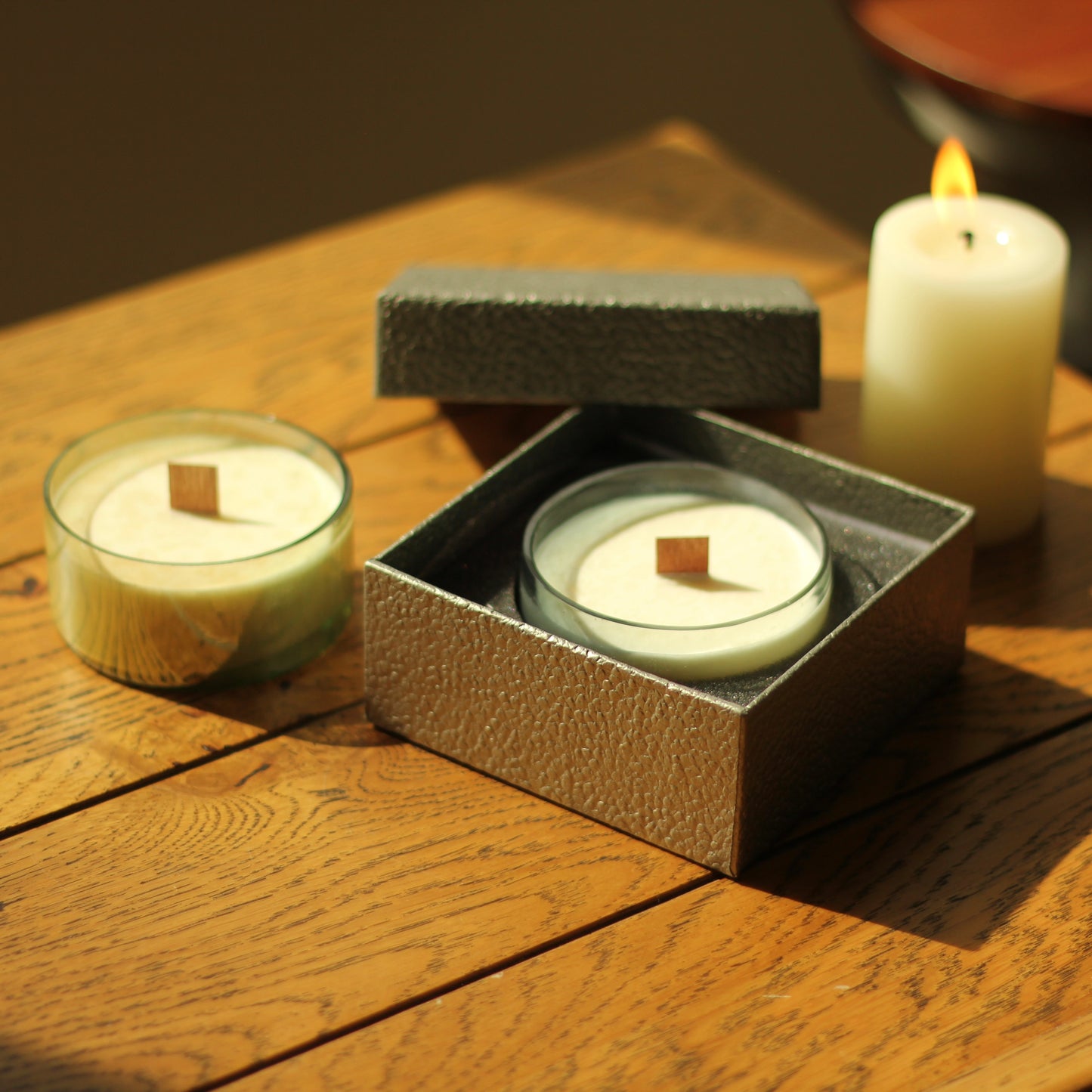 Premium Scented Soy Candle with Wooden Wick For Home Decor | 100% Soy Wax | Glaide Clip-On Design